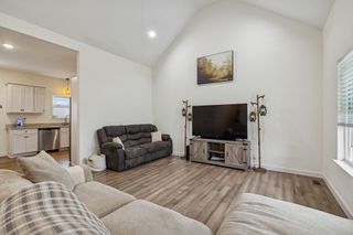 1159 Oak Grove Rd, Dickson, TN 37055