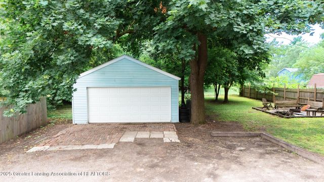 4461 Holt Road, Holt, MI 48842