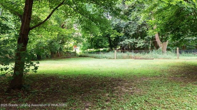 4461 Holt Road, Holt, MI 48842