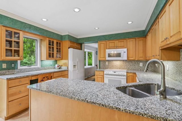 7746 Maas Drive, Verona, WI 53593