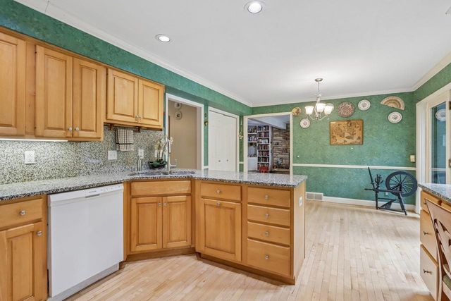 7746 Maas Drive, Verona, WI 53593