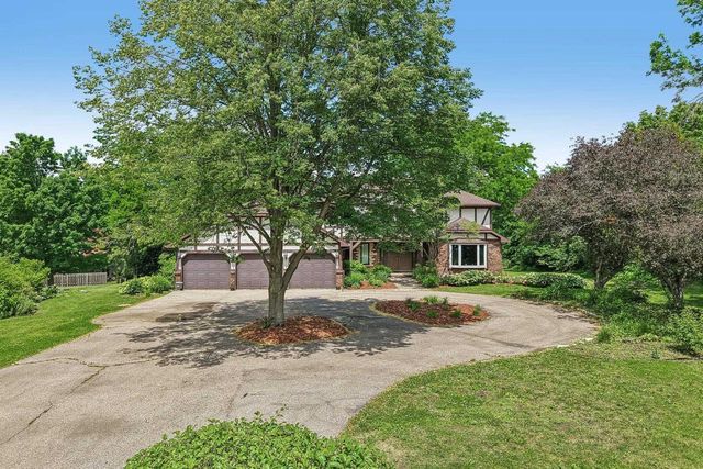 7746 Maas Drive, Verona, WI 53593