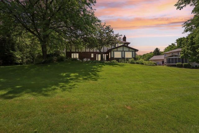 7746 Maas Drive, Verona, WI 53593