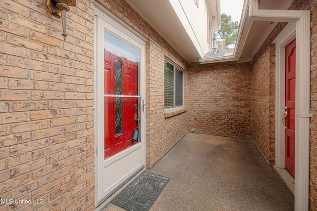 418 Lakebend Place, Brandon, MS 39042