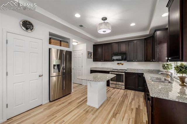 7317 Weatherwood Drive, Colorado Springs, CO 80927