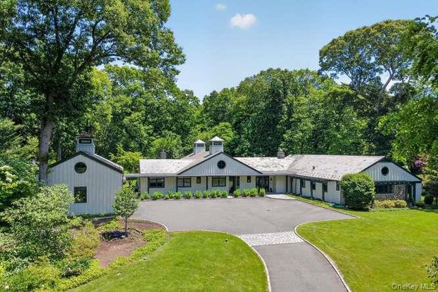 343 Chicken Valley Road, Upper Brookville, NY 11545