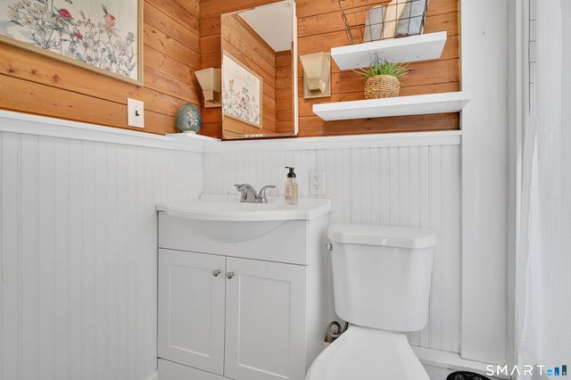 8 Gargan Place, Simsbury, CT 06070