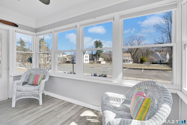 8 Gargan Place, Simsbury, CT 06070