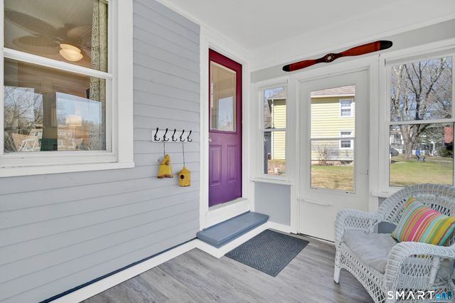 8 Gargan Place, Simsbury, CT 06070