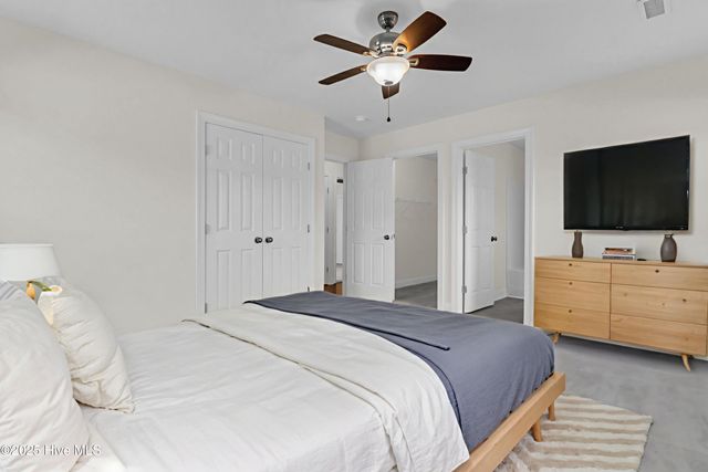 9564 Holly Hills Drive NE, Leland, NC 28451