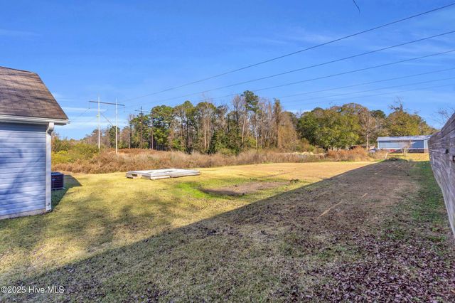 9564 Holly Hills Drive NE, Leland, NC 28451