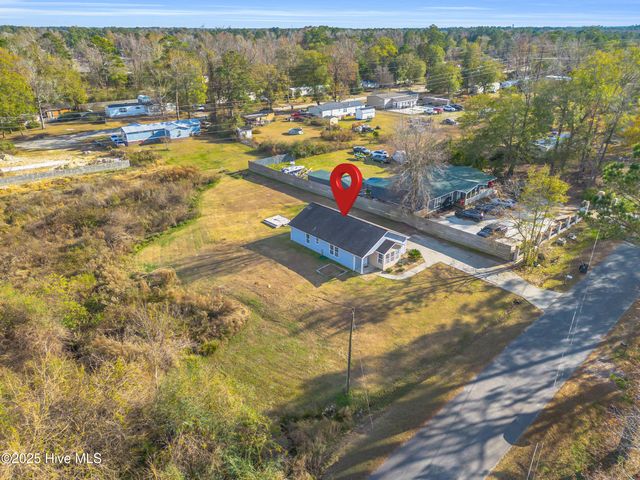 9564 Holly Hills Drive NE, Leland, NC 28451