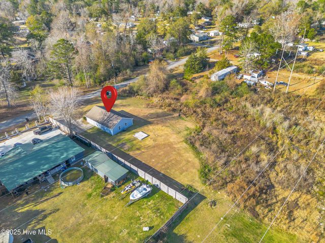 9564 Holly Hills Drive NE, Leland, NC 28451