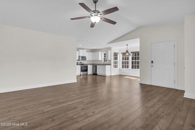 9564 Holly Hills Drive NE, Leland, NC 28451