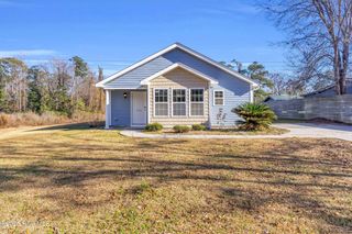 9564 Holly Hills Drive NE, Leland, NC 28451