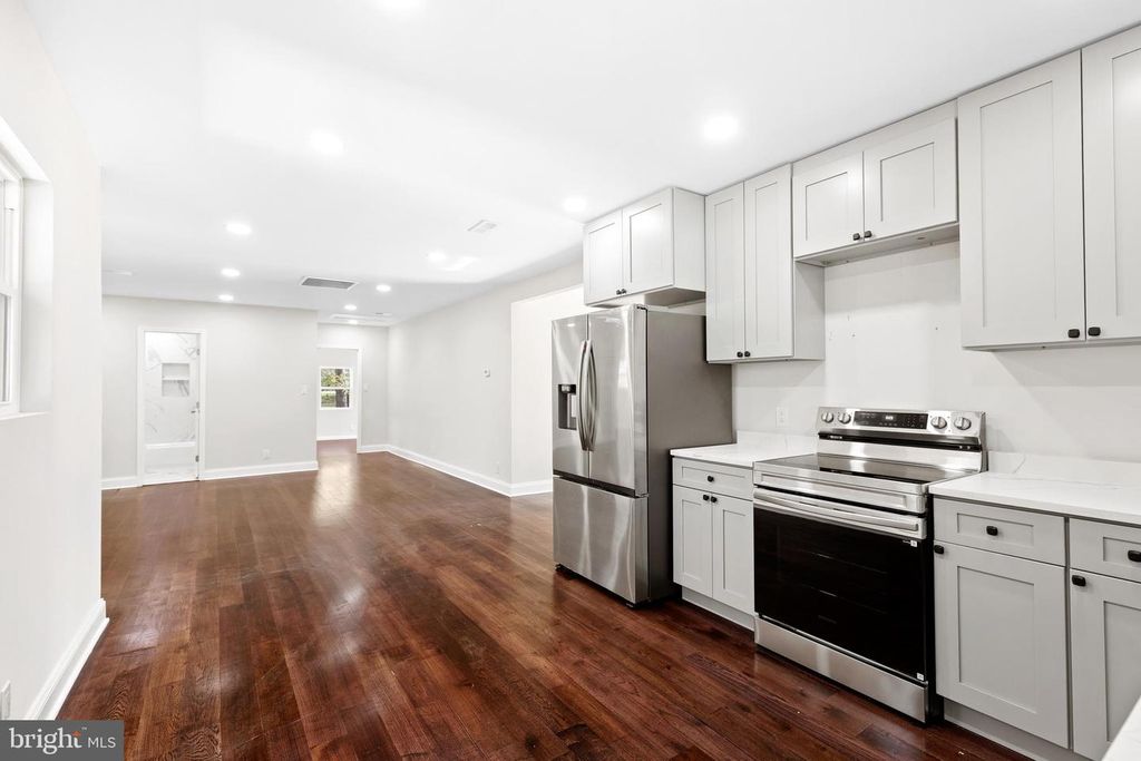 Image 10 of property listing at 5311 BROWNS PL, Indian Head, MD 20640