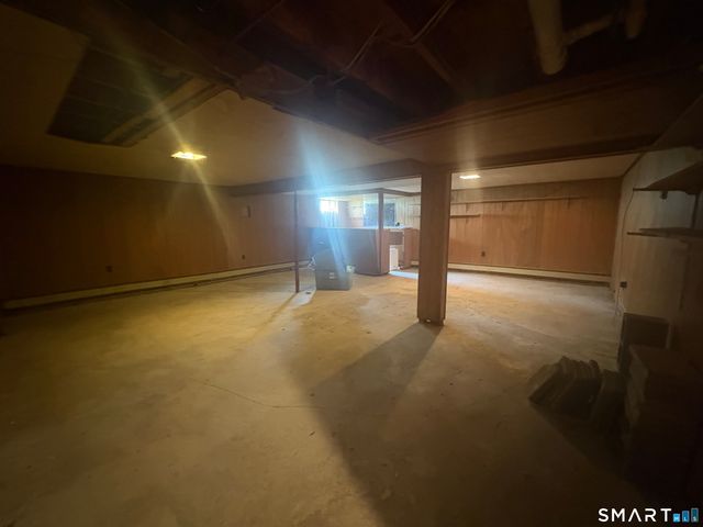 65 Barnum Road, Danbury, CT 06811