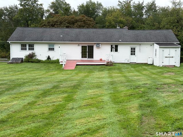 65 Barnum Road, Danbury, CT 06811