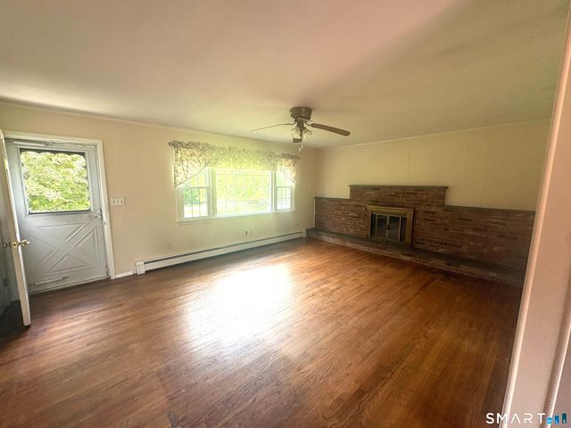 65 Barnum Road, Danbury, CT 06811