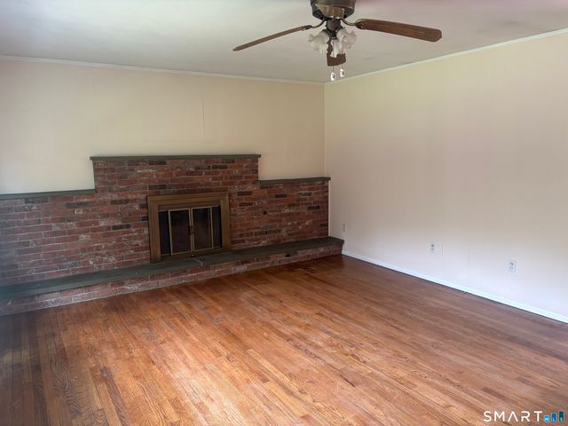 65 Barnum Road, Danbury, CT 06811