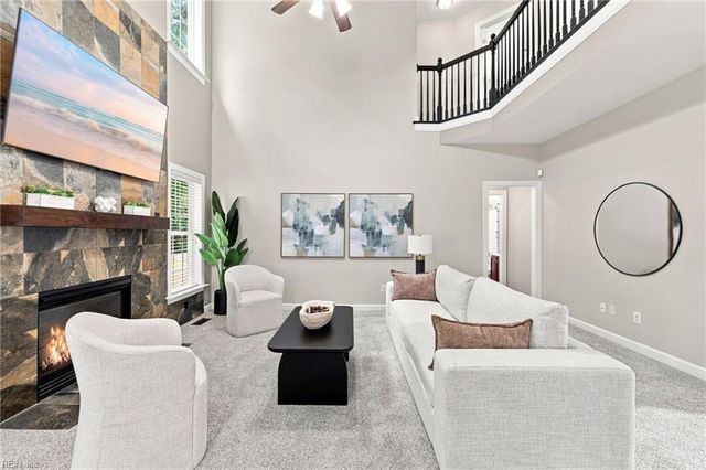 109 Overlook PT, Yorktown, VA 23693
