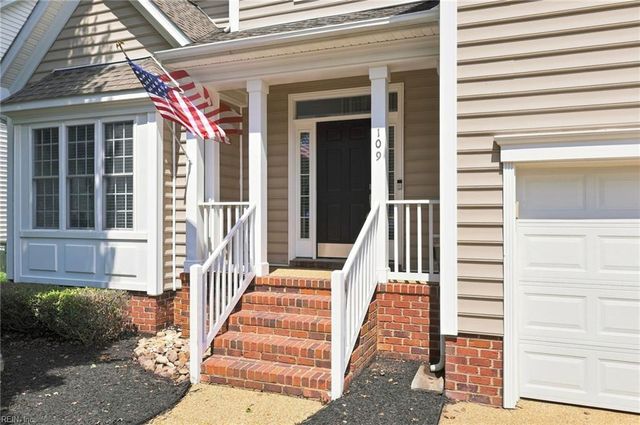 109 Overlook PT, Yorktown, VA 23693