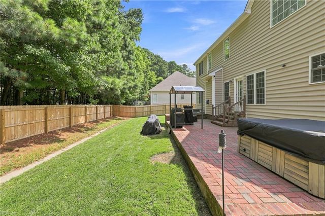 109 Overlook PT, Yorktown, VA 23693