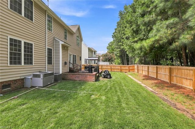 109 Overlook PT, Yorktown, VA 23693