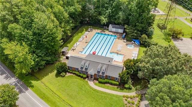 109 Overlook PT, Yorktown, VA 23693