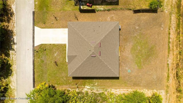 297 Joy Haven Avenue NW, Palm Bay, FL 32907