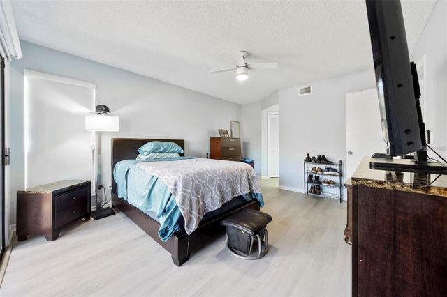 3401 CYPRESS HEAD COURT, Tampa, FL 33618