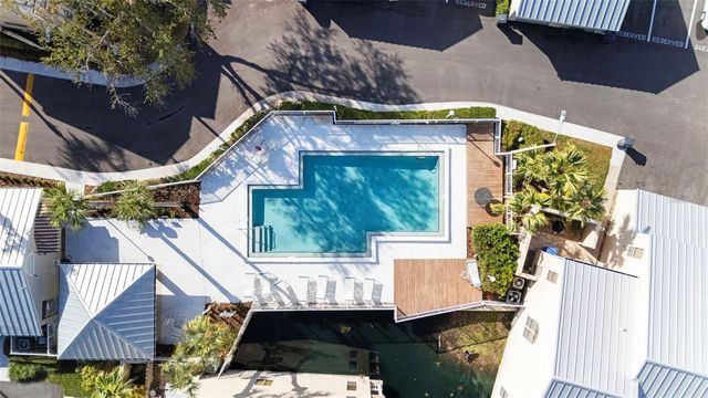 3401 CYPRESS HEAD COURT, Tampa, FL 33618