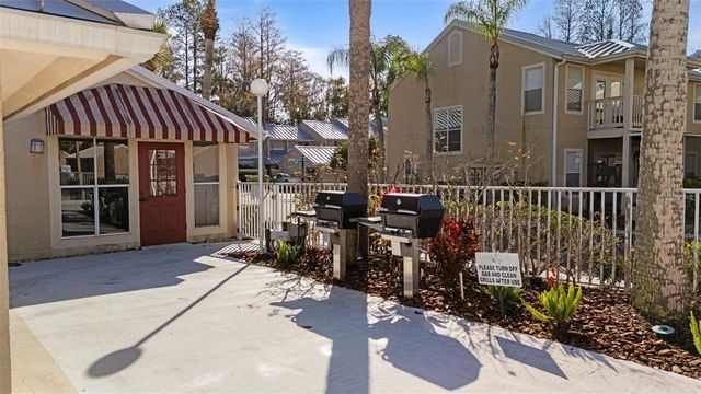 3401 CYPRESS HEAD COURT, Tampa, FL 33618