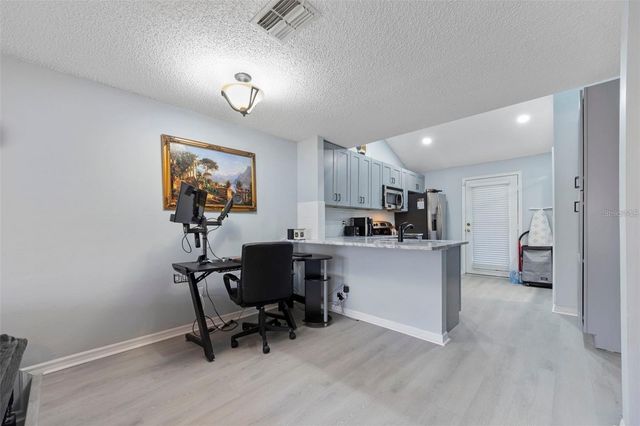 3401 CYPRESS HEAD COURT, Tampa, FL 33618