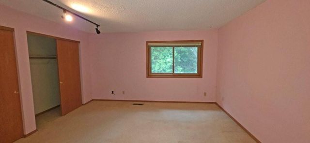 3231 Evergreen Drive, Eagan, MN 55121