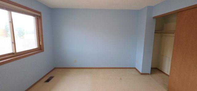 3231 Evergreen Drive, Eagan, MN 55121