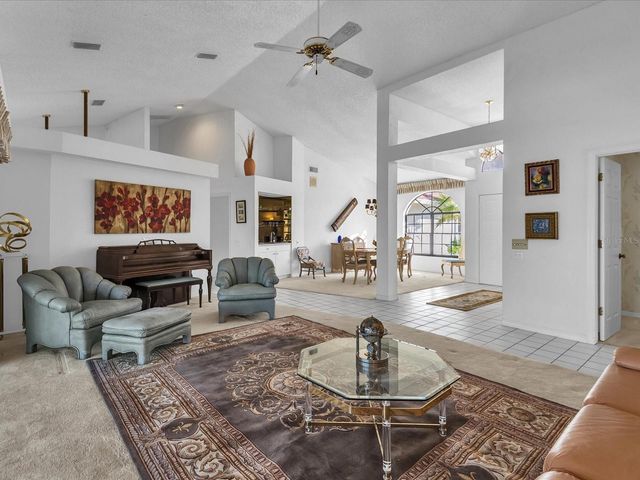 6821 COUNTRY LAKES CIRCLE, Sarasota, FL 34243