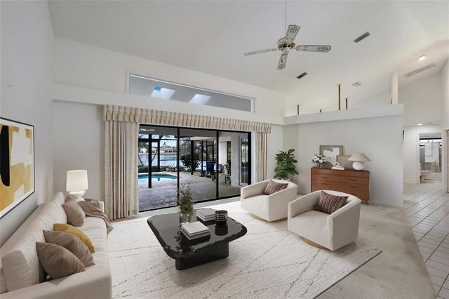 6821 COUNTRY LAKES CIRCLE, Sarasota, FL 34243