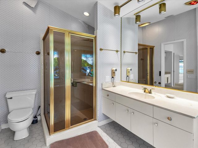 6821 COUNTRY LAKES CIRCLE, Sarasota, FL 34243