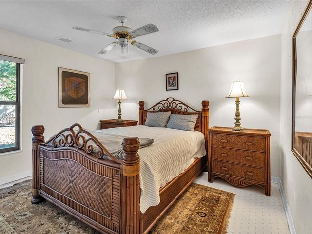 6821 COUNTRY LAKES CIRCLE, Sarasota, FL 34243