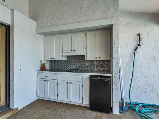 6821 COUNTRY LAKES CIRCLE, Sarasota, FL 34243