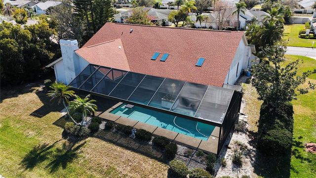 6821 COUNTRY LAKES CIRCLE, Sarasota, FL 34243