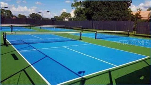 6821 COUNTRY LAKES CIRCLE, Sarasota, FL 34243