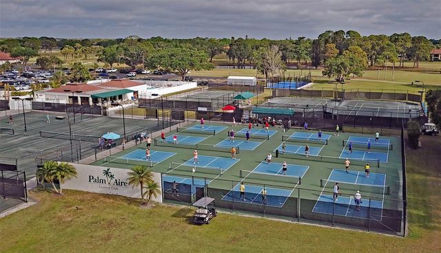 6821 COUNTRY LAKES CIRCLE, Sarasota, FL 34243