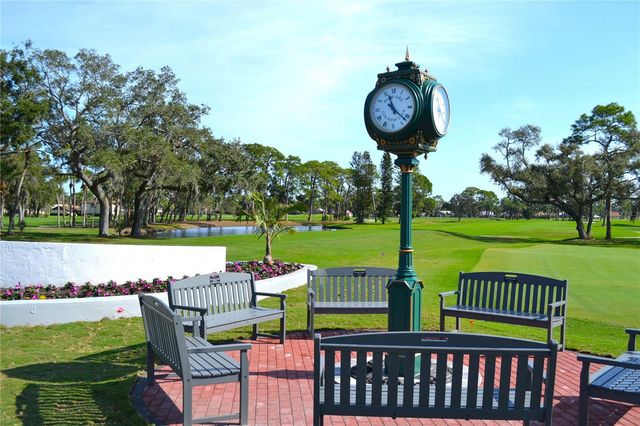 6821 COUNTRY LAKES CIRCLE, Sarasota, FL 34243