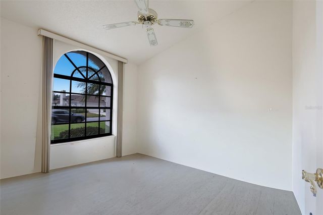 6821 COUNTRY LAKES CIRCLE, Sarasota, FL 34243