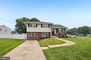 28 CHERRY LN, West Deptford, NJ 08096
