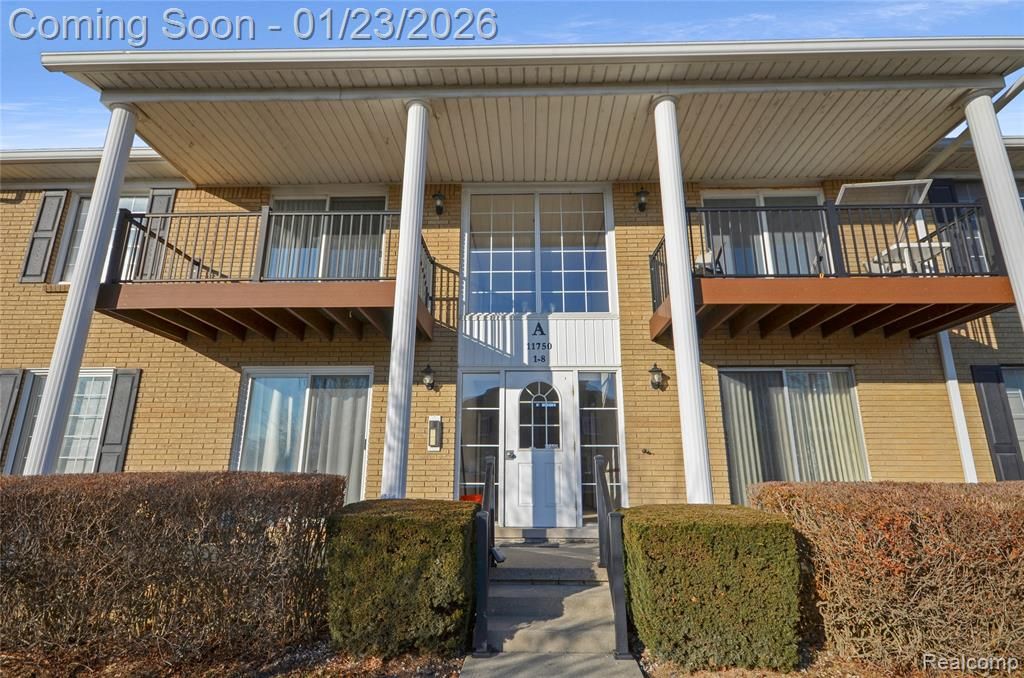 11750 15 Mile Road, Sterling Heights, MI 48312