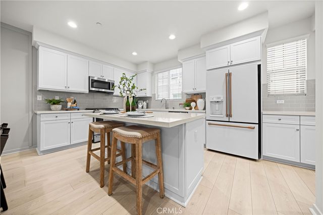 207 Essex Court, Tustin, CA 92780