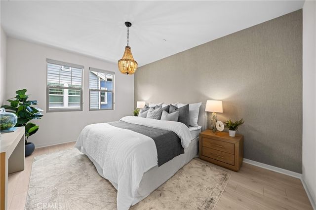 207 Essex Court, Tustin, CA 92780